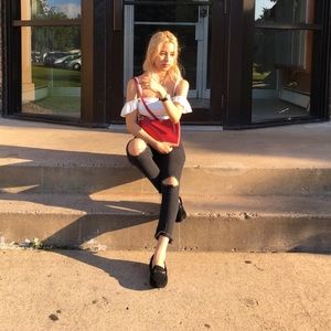 Meet your Posher, Jennifer